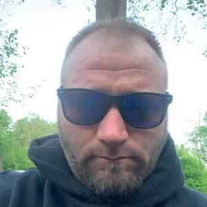 Meet your Posher, Brian